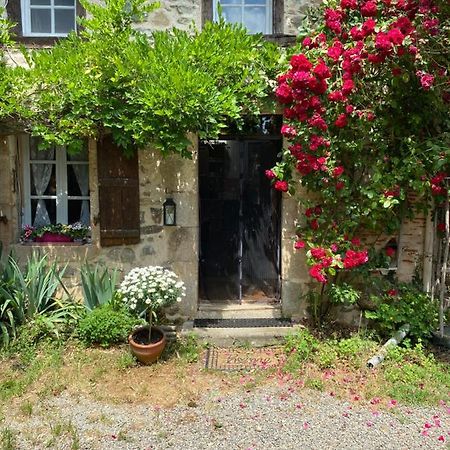 Red Gate Cottage Saulgond Экстерьер фото