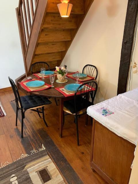 Red Gate Cottage Saulgond Экстерьер фото